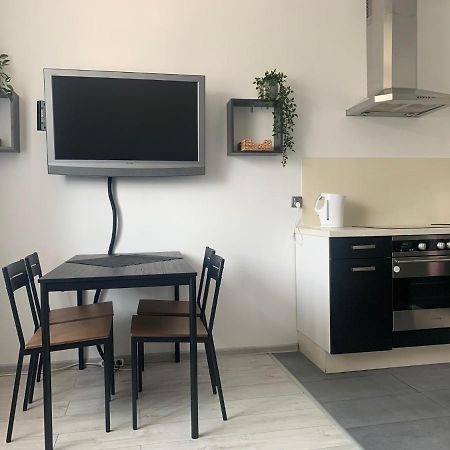 Apartamento Nad Rzeka Piła Exterior foto